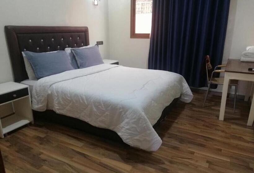 فندق School Ersat Azrou