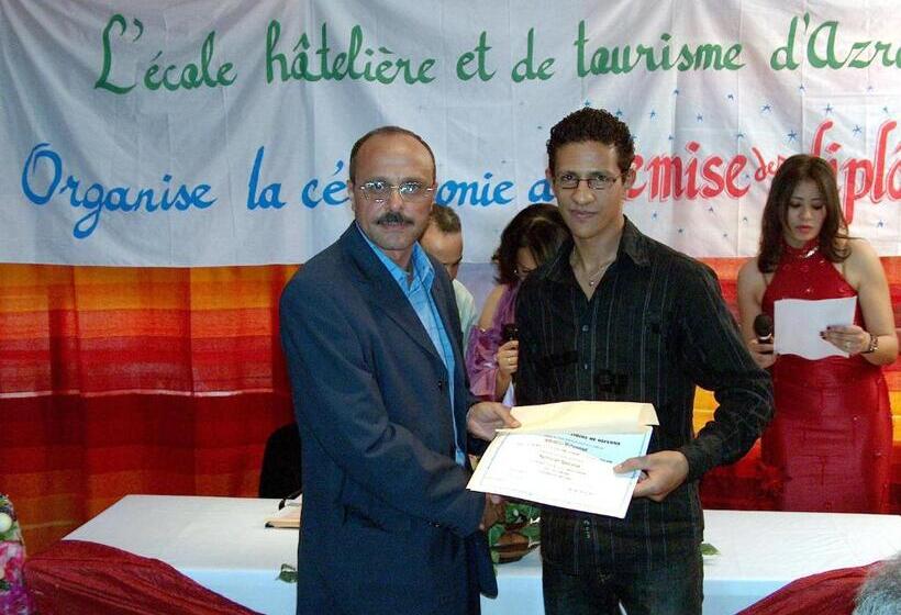 هتل School Ersat Azrou