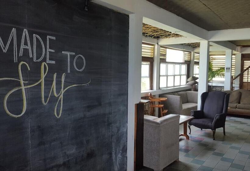 فندق Sea Front Inn