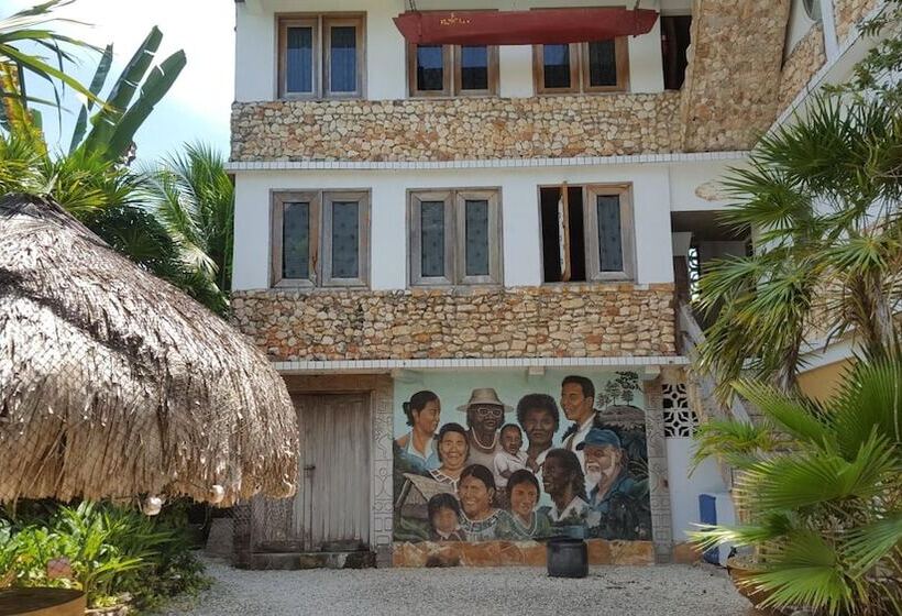 فندق Sea Front Inn