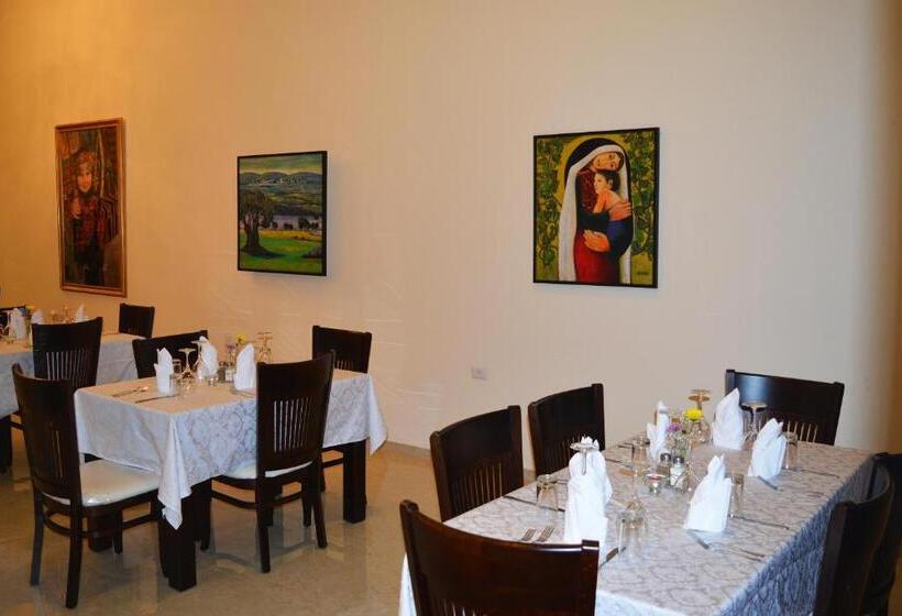 هتل Taybeh Golden