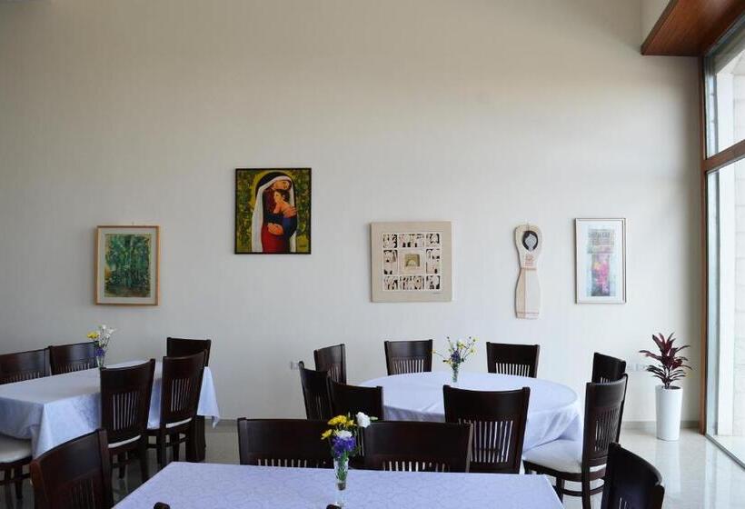 هتل Taybeh Golden