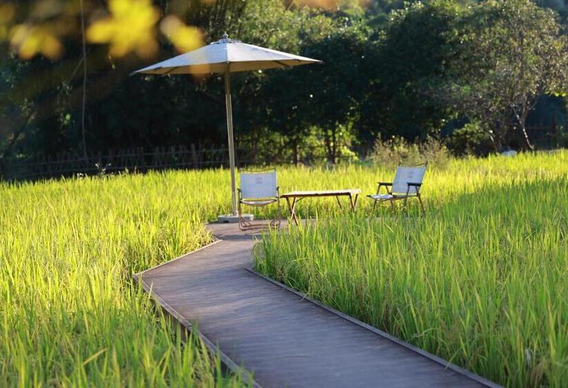 호텔 The Apsara Lodge