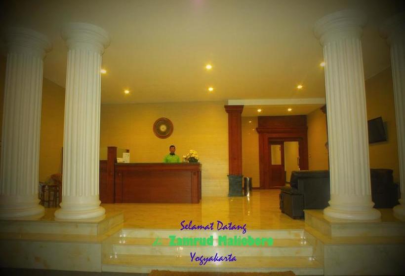 Отель Zamrud Malioboro