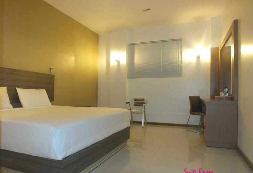 Отель Zamrud Malioboro