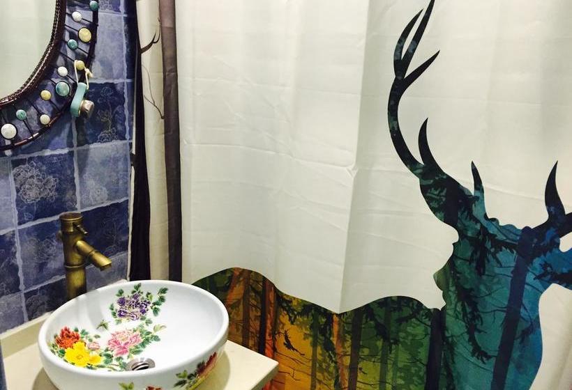 Leshan Haiyun International Youth Hostel