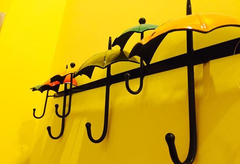 Leshan Haiyun International Youth Hostel