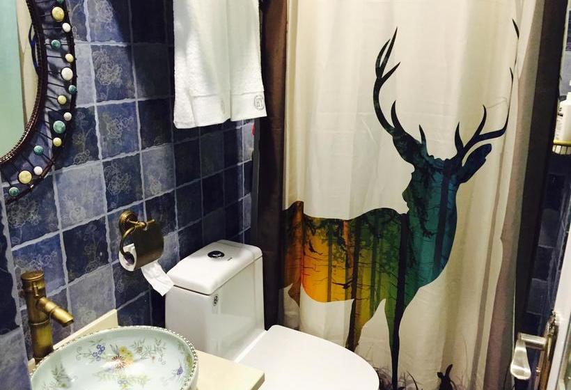 Leshan Haiyun International Youth Hostel