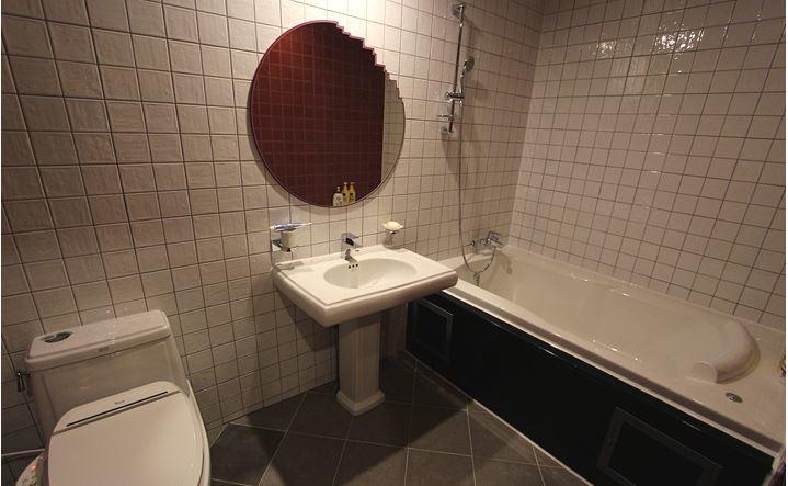 فندق على الطريق Evian