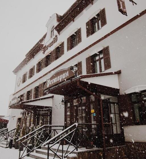 Premier Hotel Pochaiv