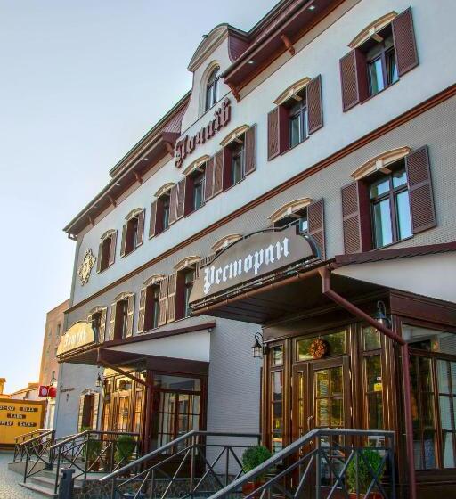 Premier Hotel Pochaiv