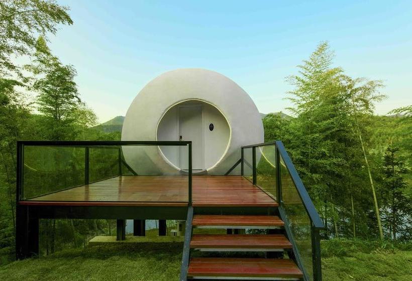 אתר נופש Planet Zero Retreat