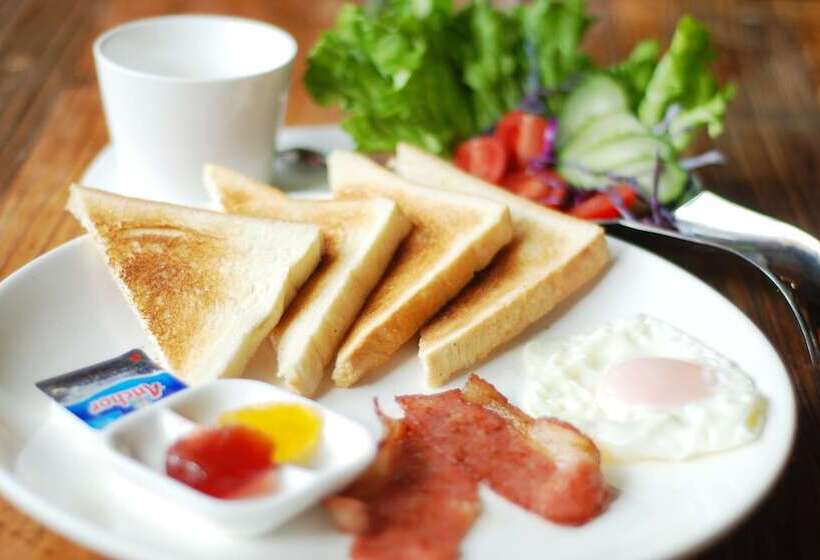 Sonderia Hostel & Bar   Lazybones Hostel