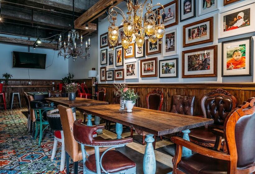 Sonderia Hostel & Bar   Lazybones Hostel