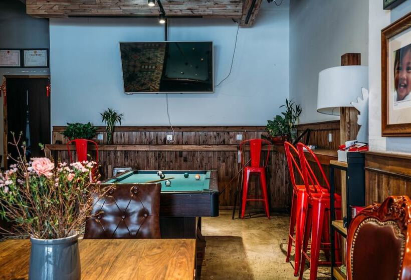 Sonderia Hostel & Bar   Lazybones Hostel