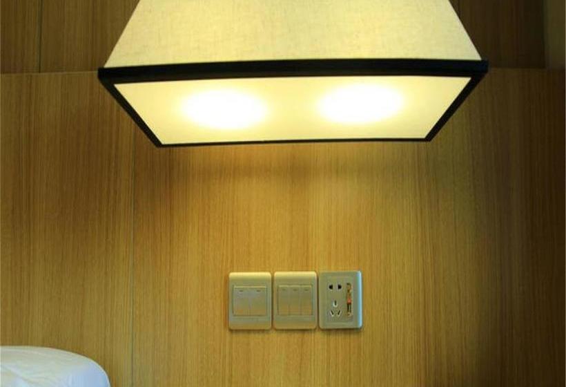 בית מלון כפרי Starway  Xi An North Railway Station