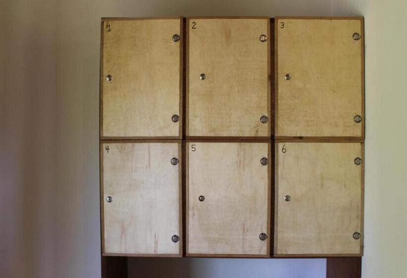 هاستل Family Guest House