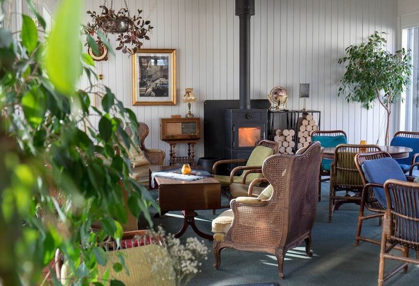 ユースホステル Fredensborg Vandrerhjem, I Kongens Baghave