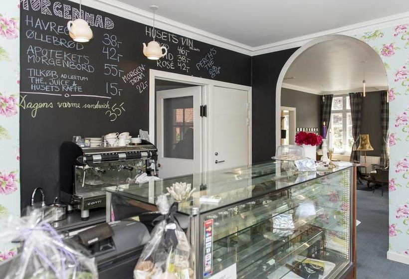 Det Gamle Apotek Bed & Breakfast