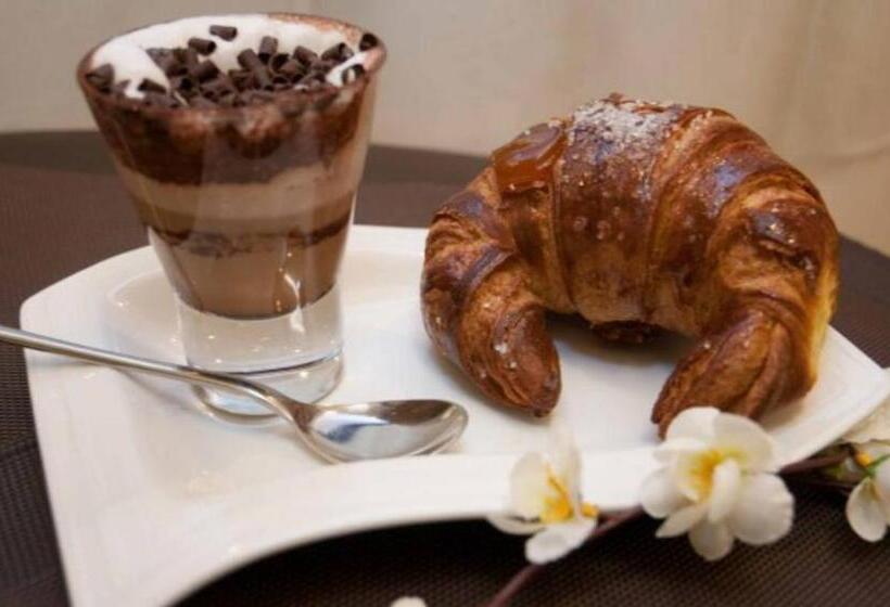 Bed and Breakfast Il Borghese Tourist House