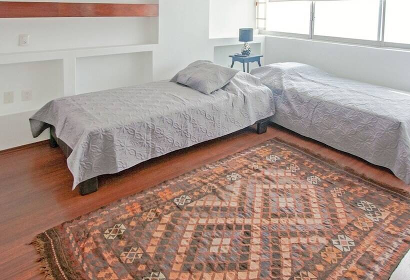 ベッドアンドブレックファースト Shakespeare Apartment