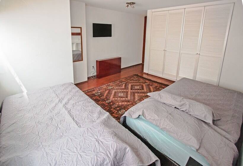 ベッドアンドブレックファースト Shakespeare Apartment