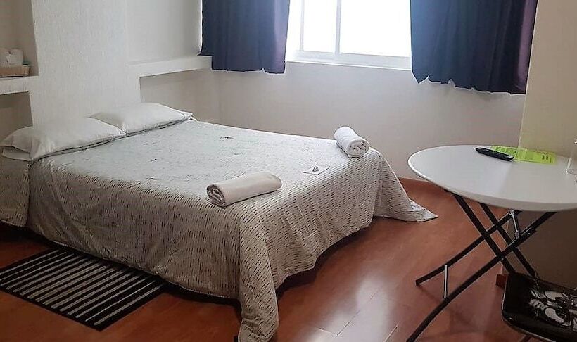 ベッドアンドブレックファースト Shakespeare Apartment