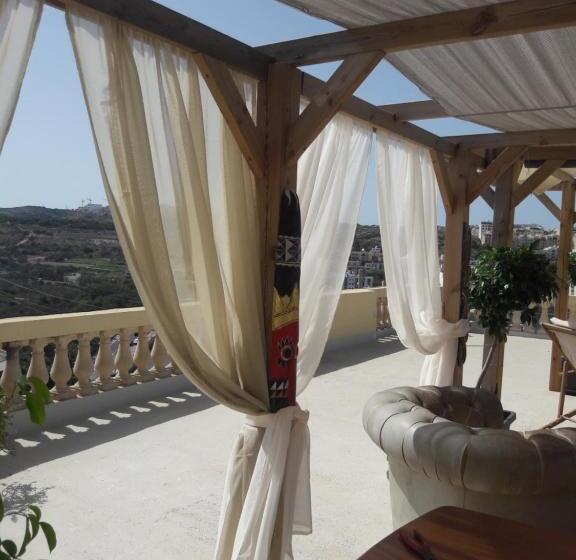 تختخواب و صبحانه Villa Zammitella