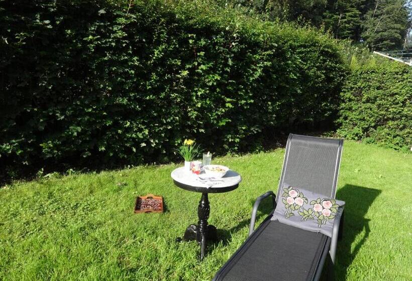 Casa Mundo Bed & Breakfast