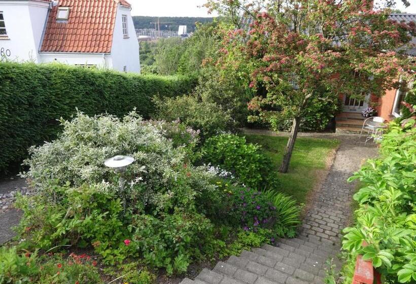 Casa Mundo Bed & Breakfast