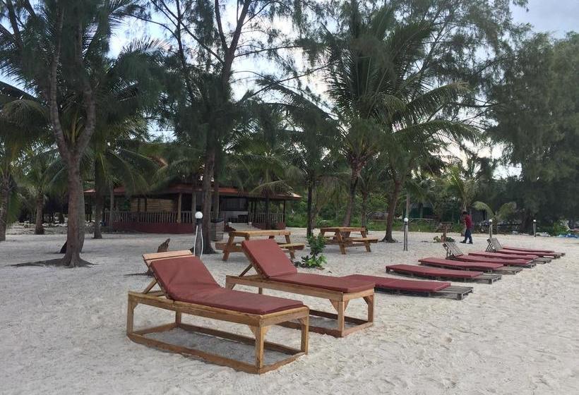 Курорт Malibu Hostel