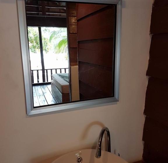 Курорт Malibu Hostel