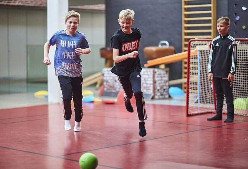 Sportsby Vejen   Danhostel, Huse Og Lejligheder