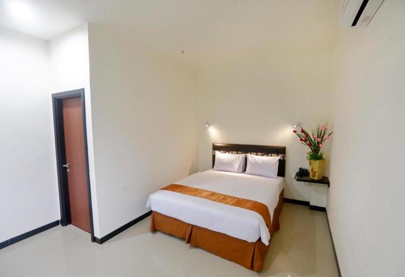 Отель Gajah Mada  Tarakan