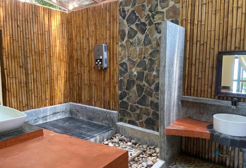 Heaven Beach Resort & Art