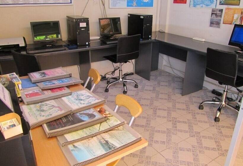 Hostal Jardin Del Sol