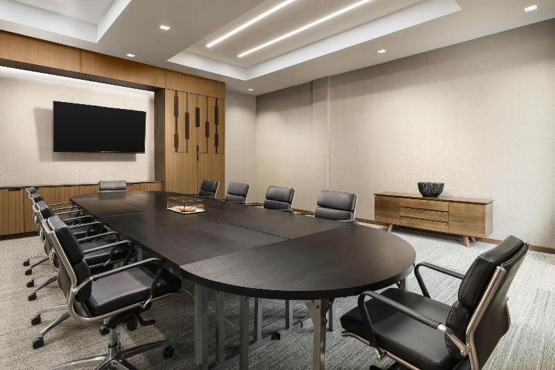 Ac Hotel By Marriott Chapel Hill Downtown