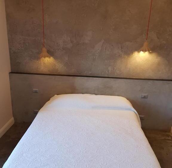 هتل Affittacamere Joss