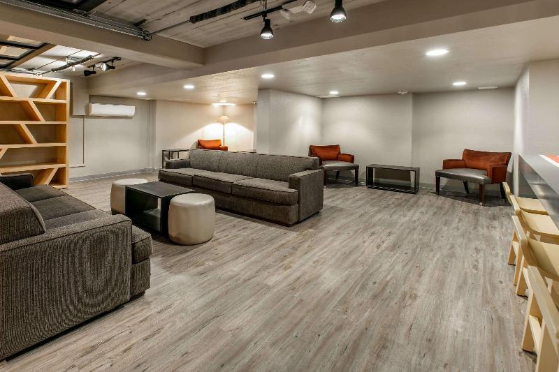 فندق Aggieland Boutique