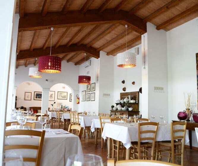 ホテル Agriturismo Al Colle