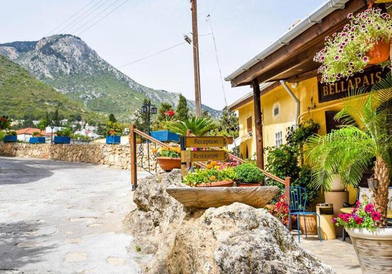 Отель Bellapais Gardens