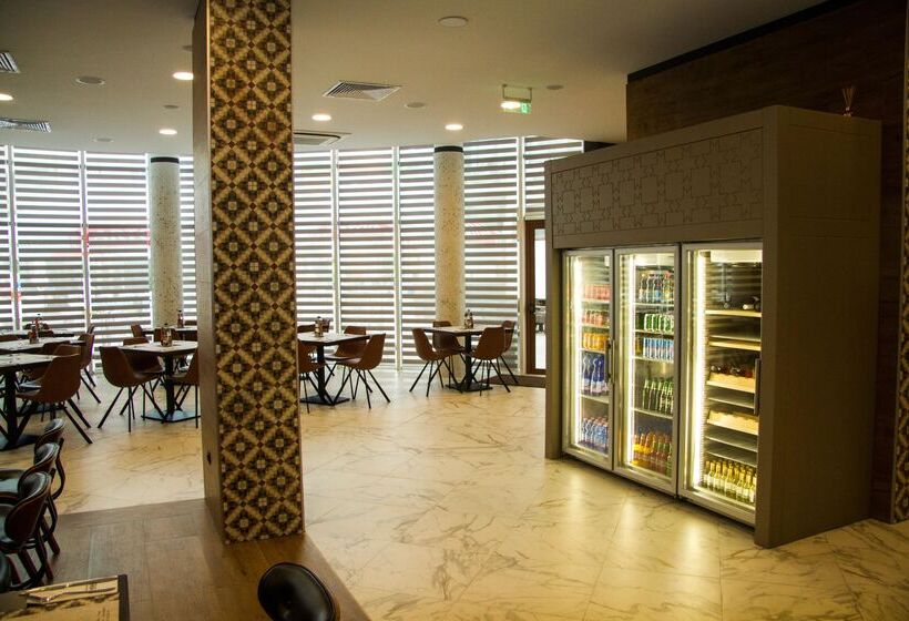 Отель Best Western Plus Premium Inn