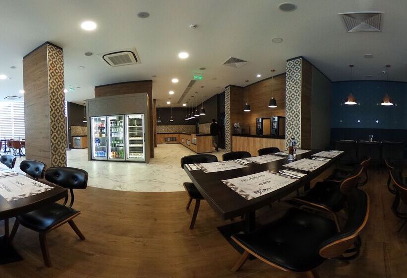 هتل Best Western Plus Premium Inn