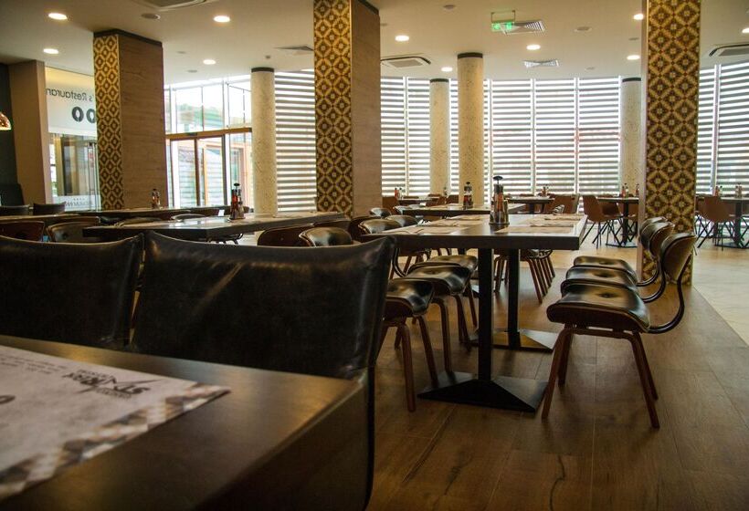 Отель Best Western Plus Premium Inn