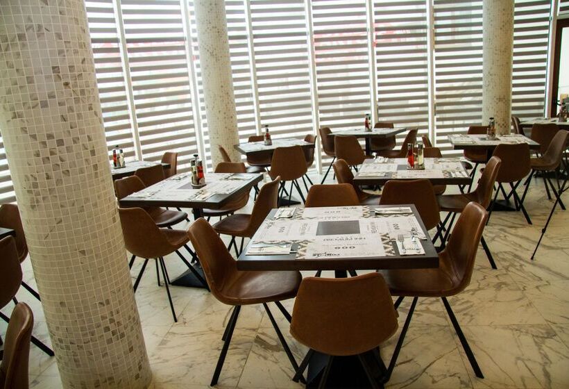 Отель Best Western Plus Premium Inn