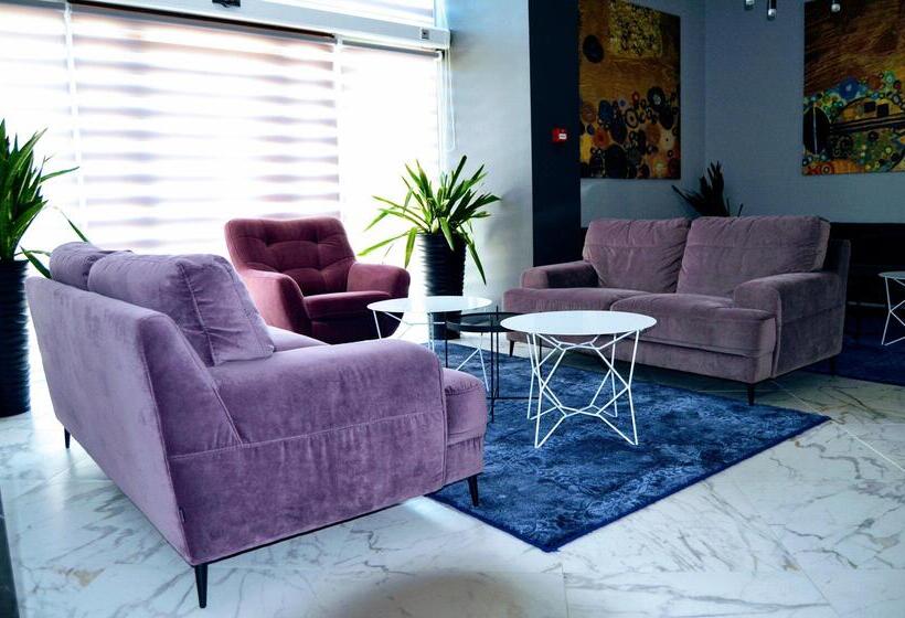 Отель Best Western Plus Premium Inn