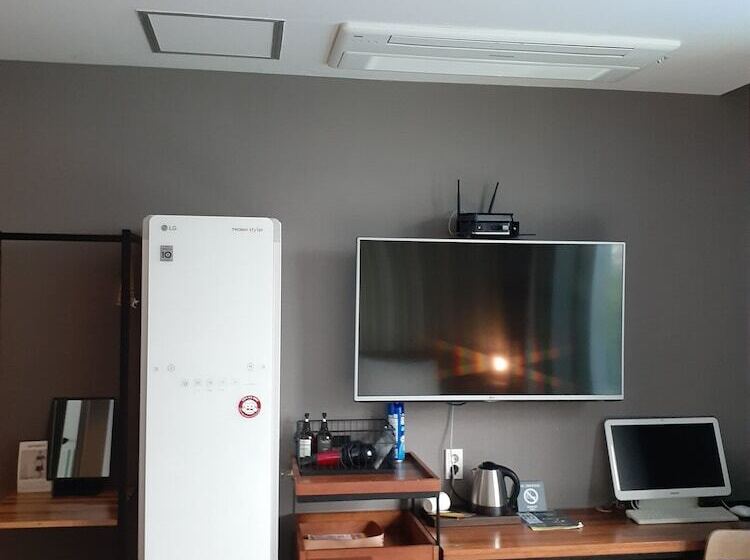 בית מלון כפרי Brown Dot