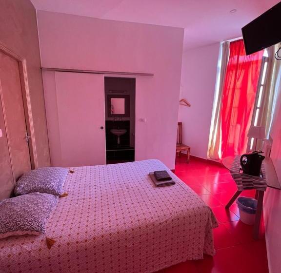 ホテル California