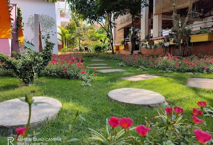 هتل Camellia Resort & Spa