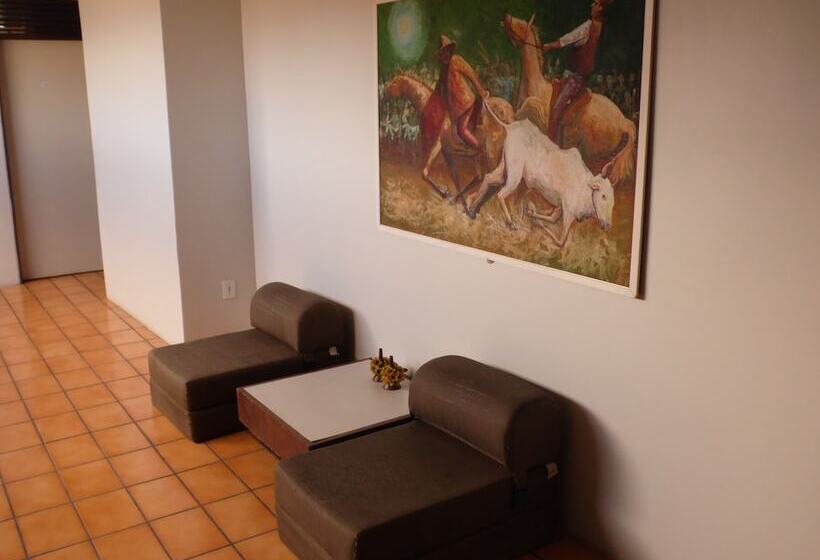 Отель Center Plaza Prime